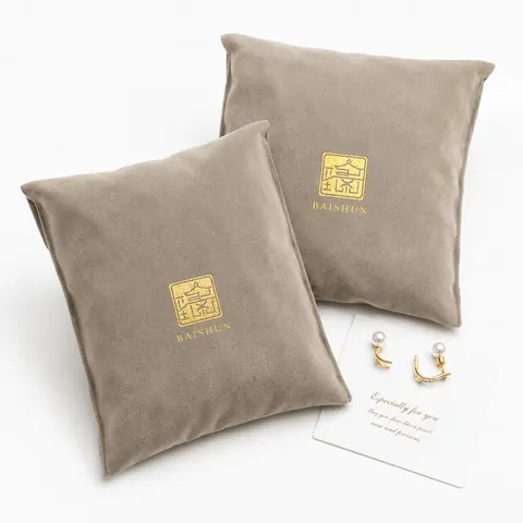 Gray Velvet-Look Flat Storage Pouch — product gallery view