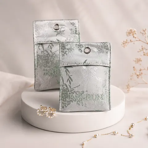 Jacquard-Look Snap Jewelry Pouch — product gallery view