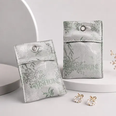 Jacquard-Look Snap Jewelry Pouch — product gallery view