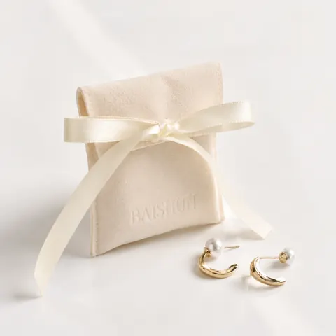 Light Satin-Look Bow Jewelry Pouch — product gallery view