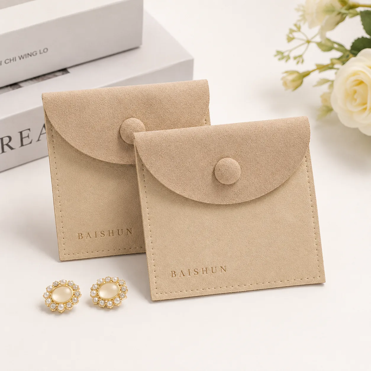 Rounded Snap Jewelry Envelope — main product view