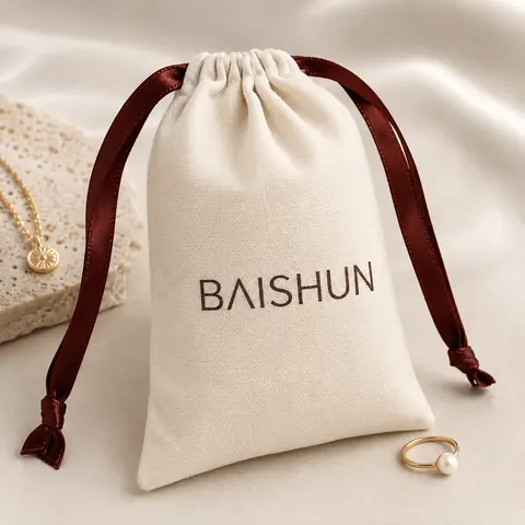 Contrast-Cord Light Fabric Pouch