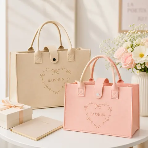 Snap-Closure Canvas Tote — product gallery view