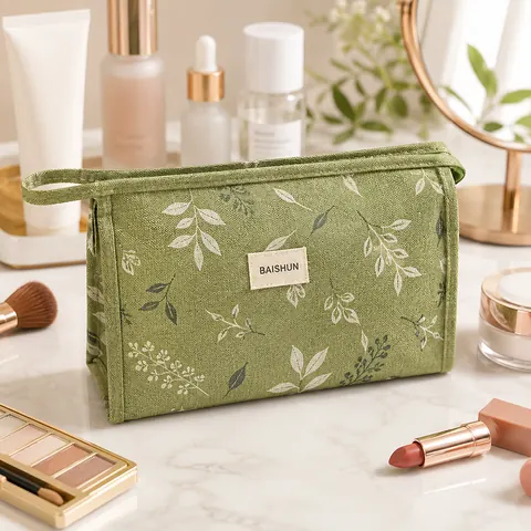 Handled Quilted Cosmetic Bag — product gallery view